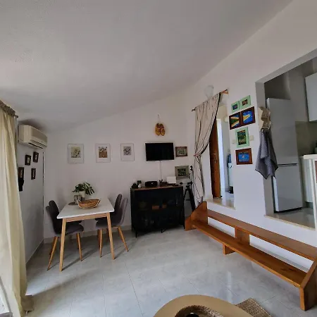 Sweet Apartment *